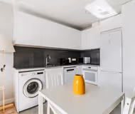 P.º Martiricos, 40 service apartment