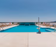 P.º Martiricos, 40 service apartment