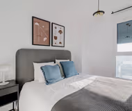 P.º Martiricos, 40 service apartment