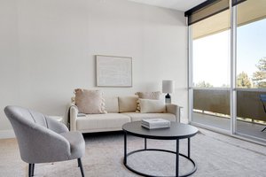 Forest Ave Apartment