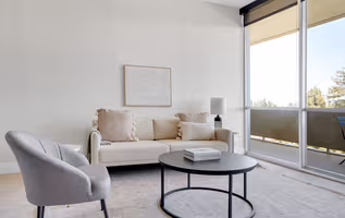 Forest Ave Apartment