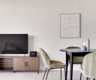 Forest Ave Apartment