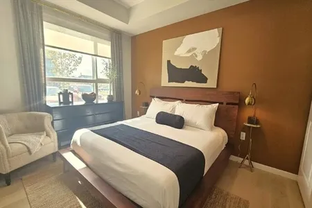 Carrington Plaza Apartment