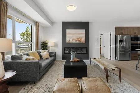 Carrington Plaza Apartment