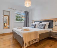 Rua da Ponte service apartment