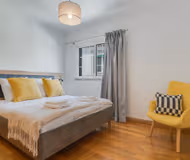 Rua da Ponte service apartment