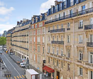 Spacious & Elegant Flat Near the Arc de Triomphe