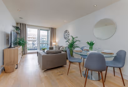 70 Doulton - Chelsea Creek