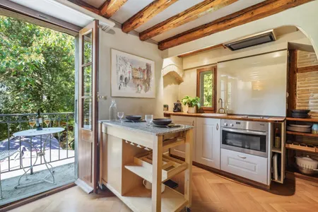 Chemin Serviced Apartments
