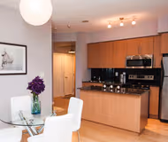 Bremner Blvd Serviced Apartment