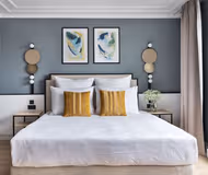 Extra Large Studio with Kitchenette 