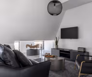 A striking & a stylish 6th floor apartment