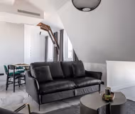 A striking & a stylish 6th floor apartment