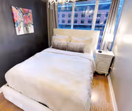 Wellington St West Serviced Apartments
