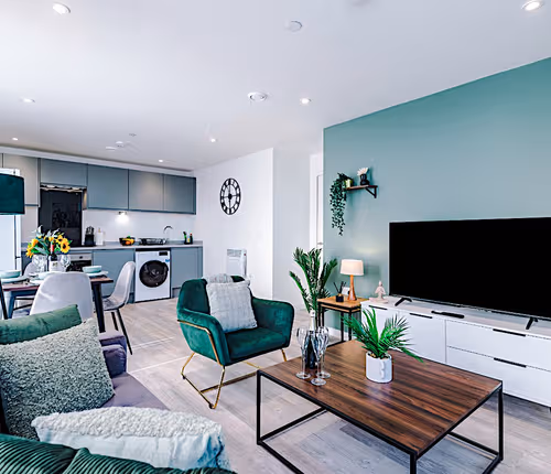 Stunning 2-Bed Flat, Amazing Location, Sleeps 4!