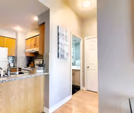 Simcoe St Serviced Apartment