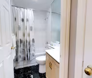 Simcoe St Serviced Apartment