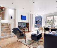 Pompidou Serviced Apartment