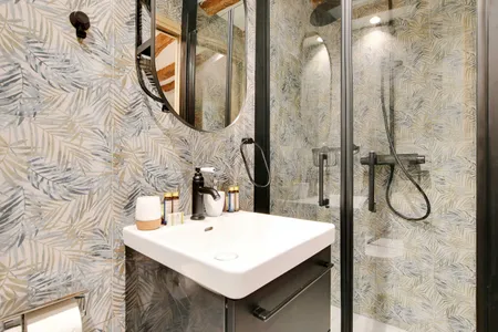 Pompidou Serviced Apartment