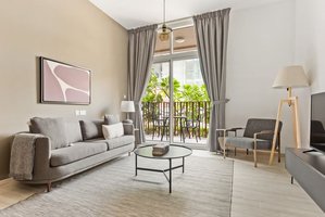 Elegant One Bedroom at Belgravia 1, Dubai