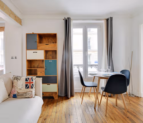 République Serviced Apartment