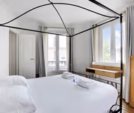 République Serviced Apartment