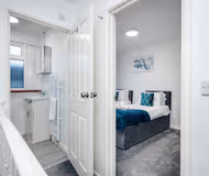 Chertsey House - 5 Bedrooms