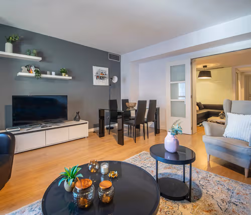 Las Ramblas  Serviced Apartment