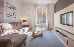 Avinguda Diagonal - 3 Bedroom Serviced Apartment