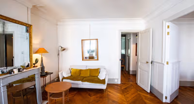 Claire Serviced Apartment