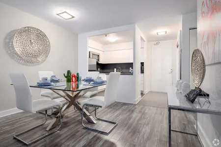 Rue Dela Montagne Apartment