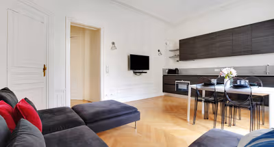 Avenue de Friedland Serviced Apartment, Mobility Lease
