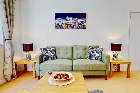Bright living space at Spacious Ground Floor Apartment in Central Tunbridge Wells