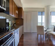 Dunfield Ave Serviced Apartment