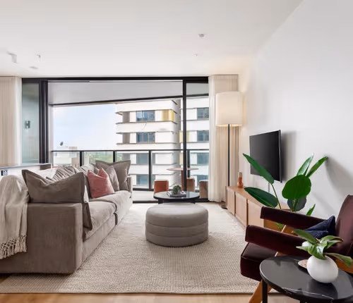 Parkes St Serviced Apartment
