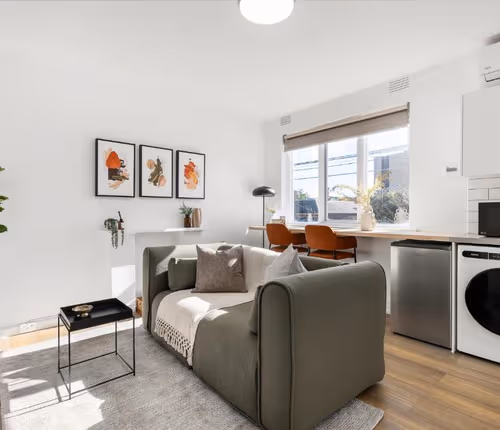 Wellington St. Serviced Apartment