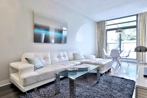 Scollard Serviced Apartment
