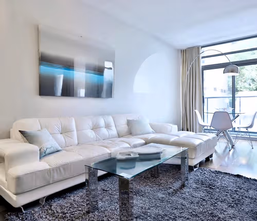 Scollard Serviced Apartment