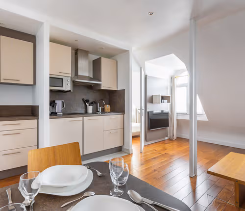 Rue de Copernic Serviced Apartment