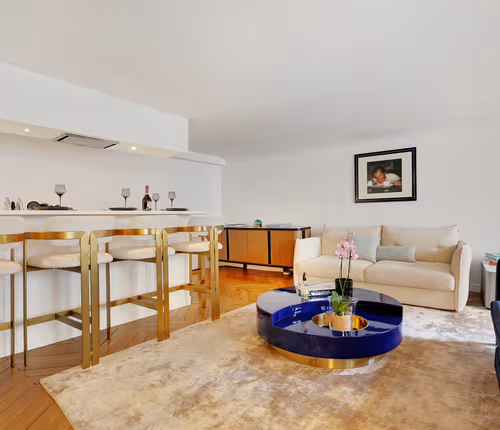 Montaigne Serviced apartment