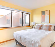 NW Naito Pkwy Apartment