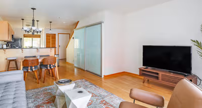 NW Naito Pkwy Apartment