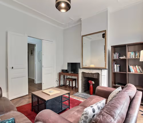 Sévigné Serviced Apartment.