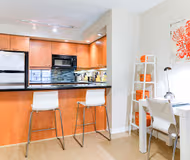 Epic Suite Simcoe Street Apartment