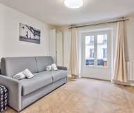 République Serviced Apartment