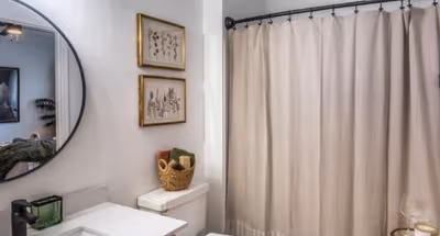 Grove Ct W Apartment