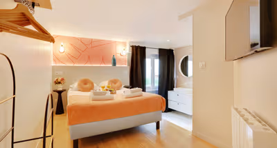 Pelée Serviced Apartment