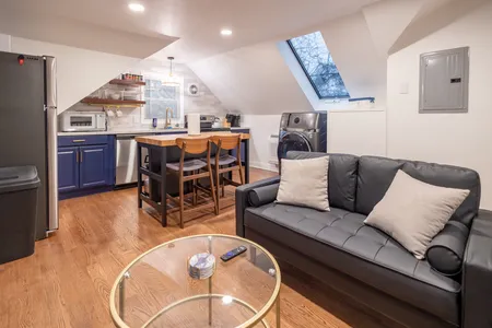Stone Street Apartment