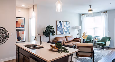 Crestwyn Hills Drive Apartment