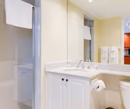 Harmony Simcoe Street Apartment